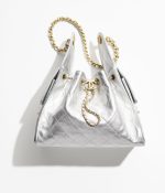 25 CHANEL 25 SMALL HANDBAG